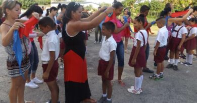 Recibirán la pañoleta roja más de 270 pioneros de Jaruco Recibirán la pañoleta roja más de 270 pioneros de Jaruco