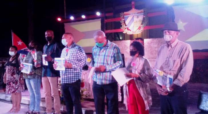 Reconocen a delegados de circunscripción y trabajadores del Gobierno y la Administración de #Jaruco.. Foto Anelis Díaz