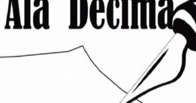 Otorgan premio del concurso Ala Décima a poeta de Mayabeque. Foto: Radio Habana Cuba.