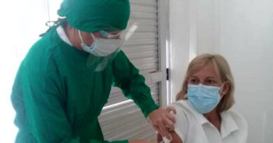 Administran tercera dosis del candidato vacunal Abdala en Jaruco. Foto Marlene Caboverde
