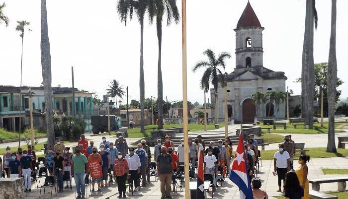 Acto por el aniversario 68 de los asaltos a los cuarteles Moncada y Carlos Manuel de Céspedes en Santiago de Cuba y Bayamo. Foto Francisco Martinez Caho