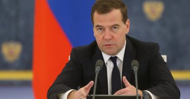 Rusia califica de «teatro» amenaza de aranceles secundarios de Trump